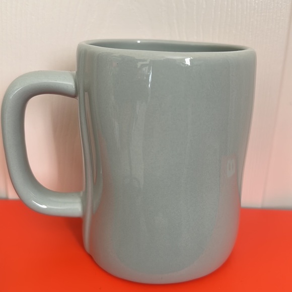 💖Rae Dunn Mug “Dog Mom” coffee mug - Picture 2 of 3